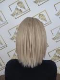 Peruka "Iga" kolor blond balayage, fryzura Bob z dłuższą grzywką, damska syntetyczna - termiczna