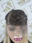 Peruka "Mia" Lace Front, kolor blond ombre, fryzura Long Bob z grzywką na prawą stronę, damska syntetyczna - termiczna
